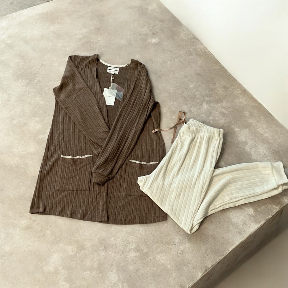 Blu Pepper Cozy Lounge Set Brown Cardigan and Cream Pants. Small/NWT